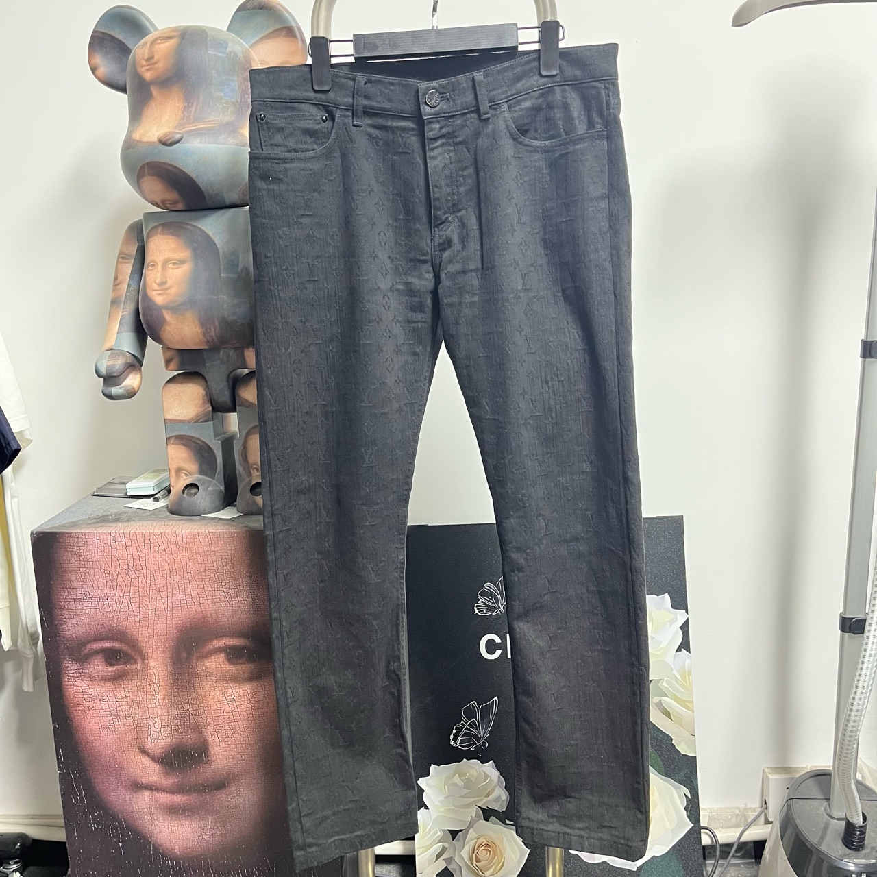 99新 LouisVuitton/路易威登 99新 Lv黑色满印牛仔裤 33码