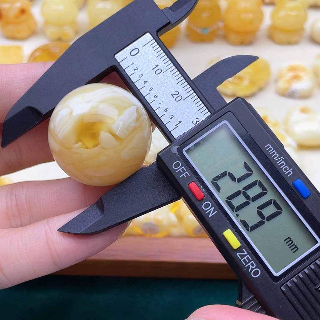 未镶嵌琥珀裸石蜜蜡