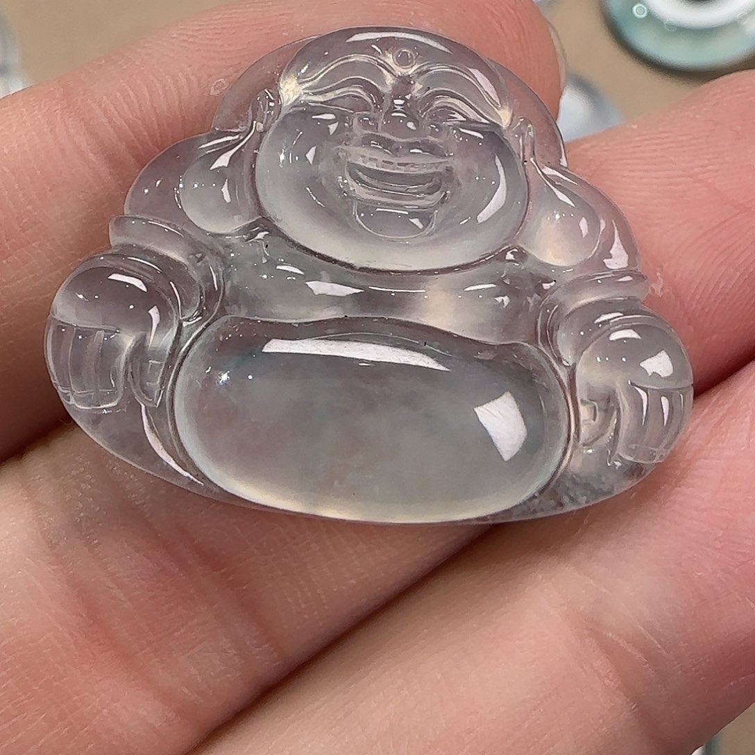 翡翠未镶嵌颈饰   