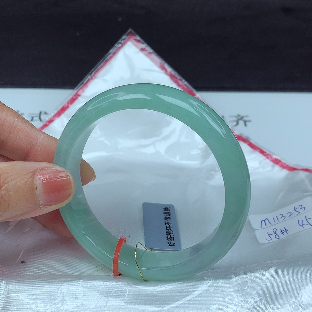 翡翠手镯未镶嵌58圈3253