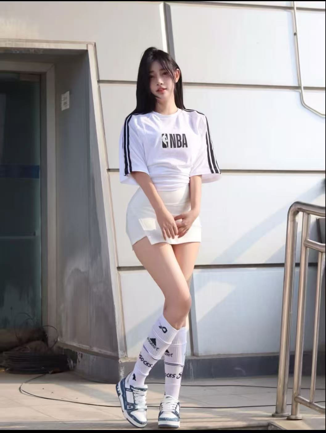 经典百搭时尚男女同款休闲板鞋系带情侣款