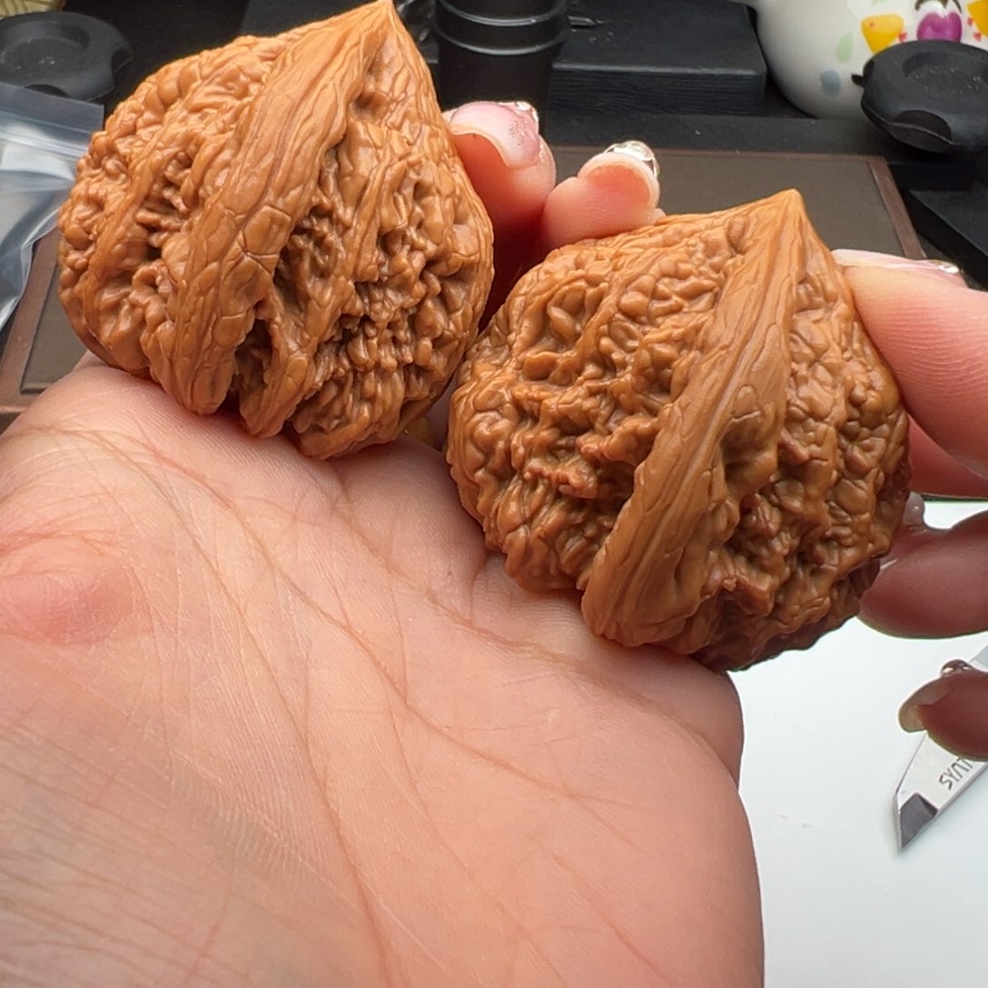 文玩核桃把件虎头王42