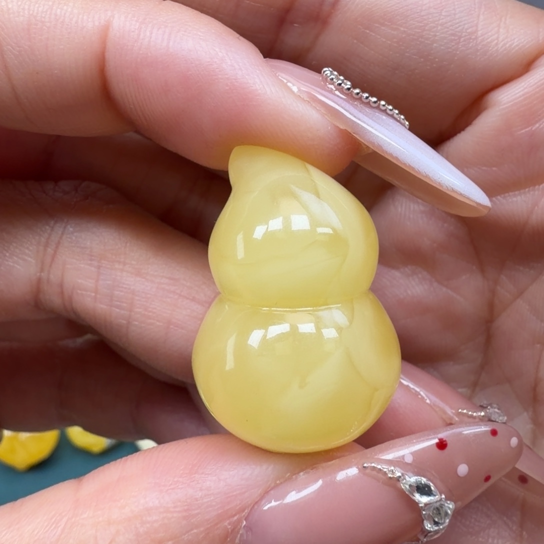 琥珀未镶嵌裸石蜜蜡