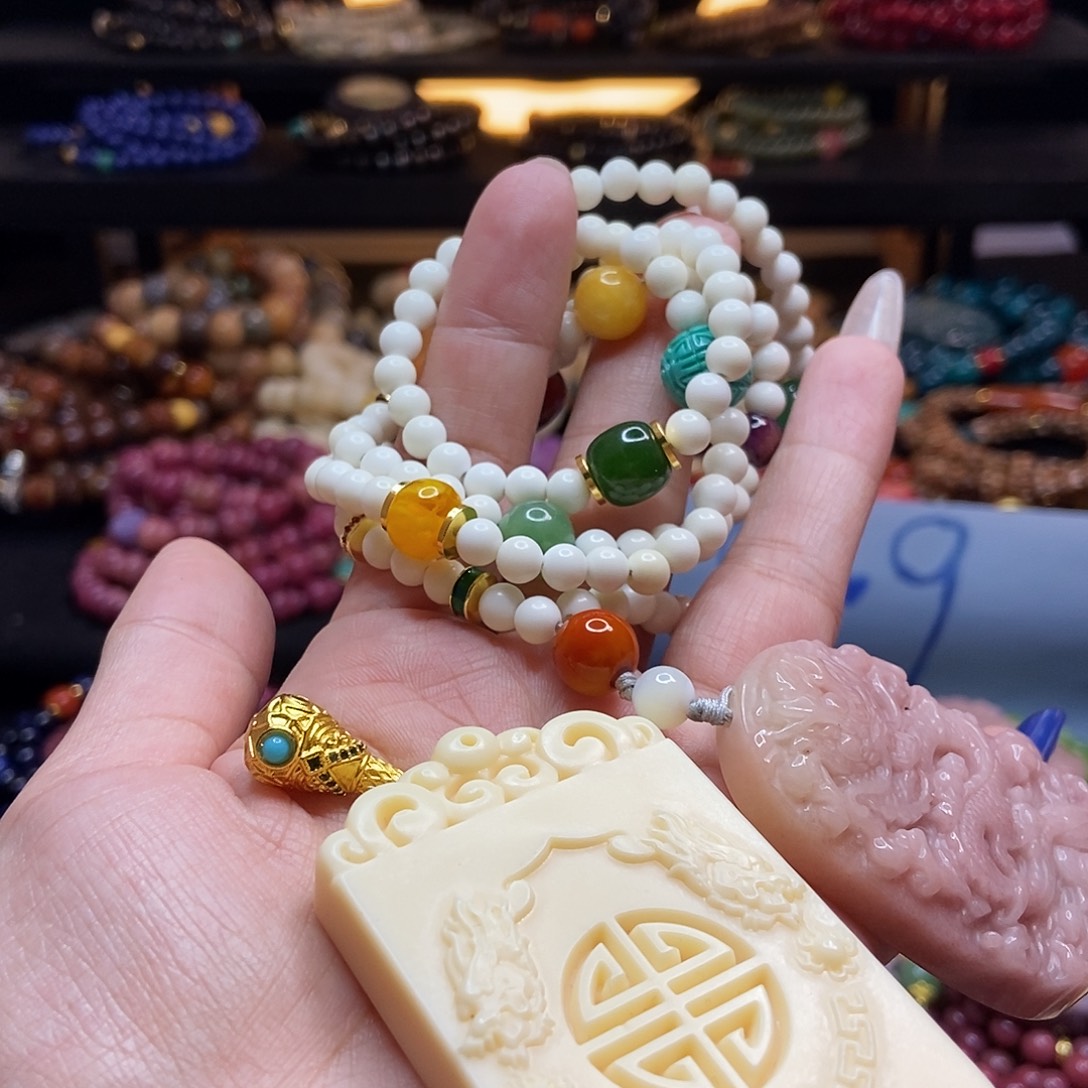 聽***i佛心果吊坠菩提果