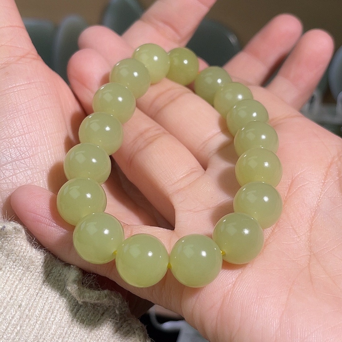 潇***哥和田玉未镶嵌手串