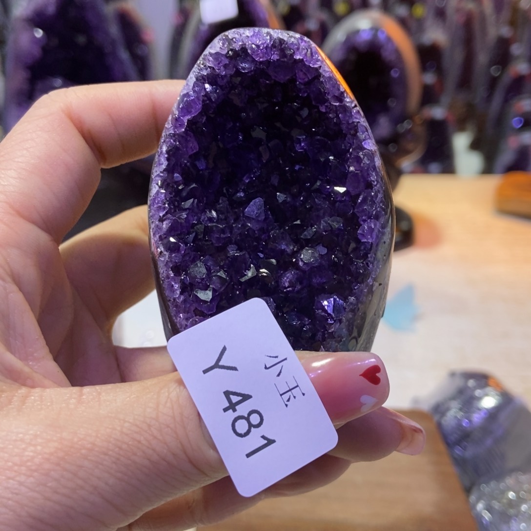 水晶摆件未镶嵌摆件