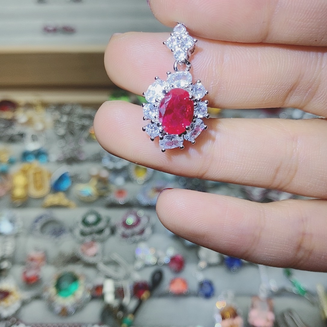 【闪购商品】托帕石耳饰银S925镶嵌