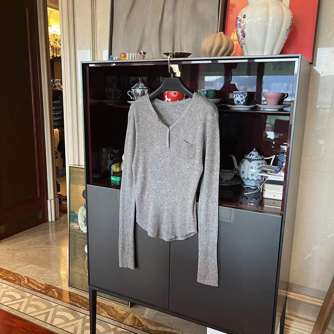 漫颜刘30羊毛灰色针织衫2023秋冬套头纯色长袖打底上衣