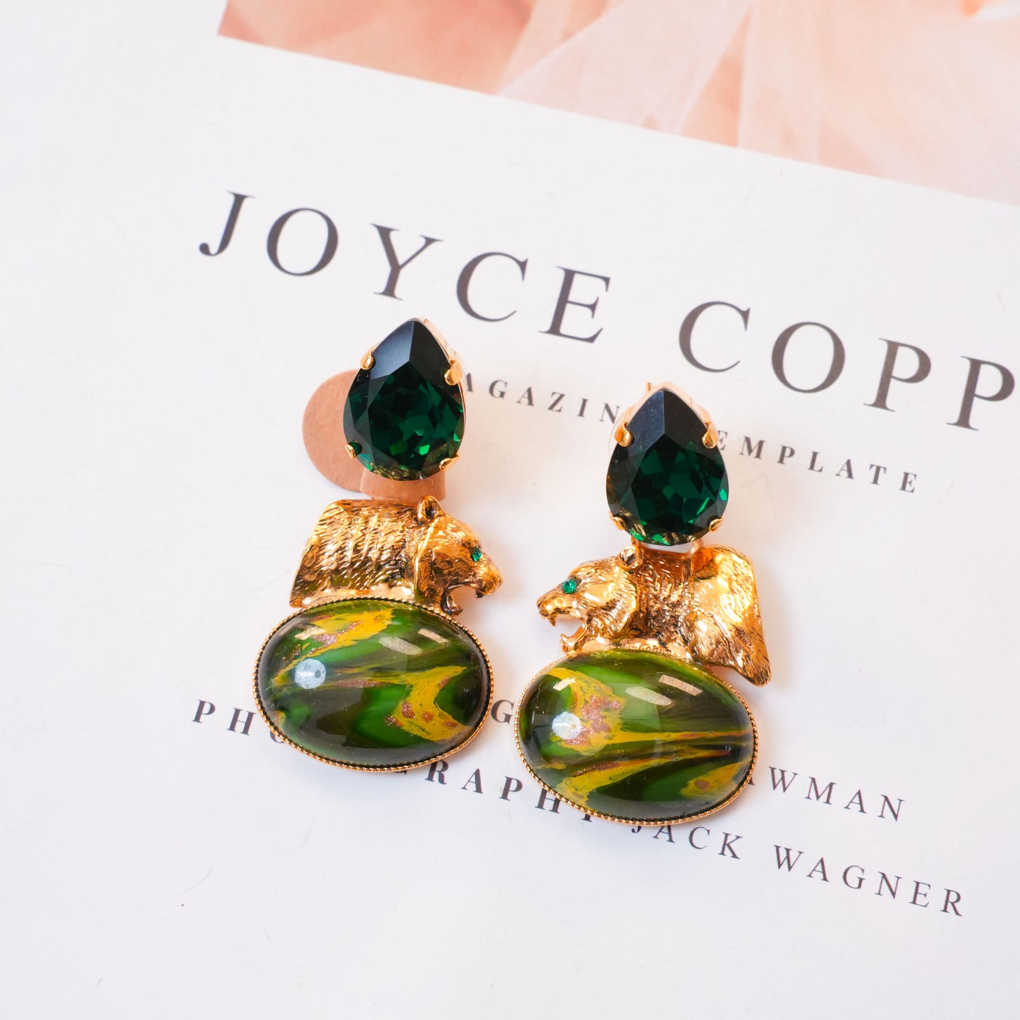 铜合金玻璃耳饰 铜合金 小豹子绿色重工复古耳饰