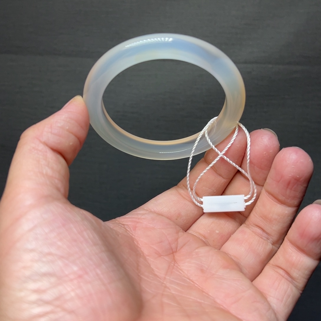 玛瑙/玉髓手镯未镶嵌海****儿