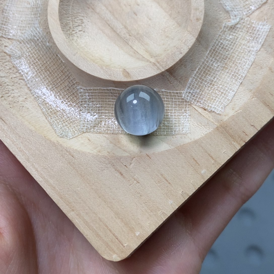 未镶嵌珠宝半成品水晶T****a