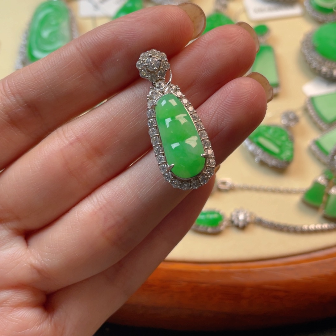 翡翠吊坠(不含链)银S925镶嵌