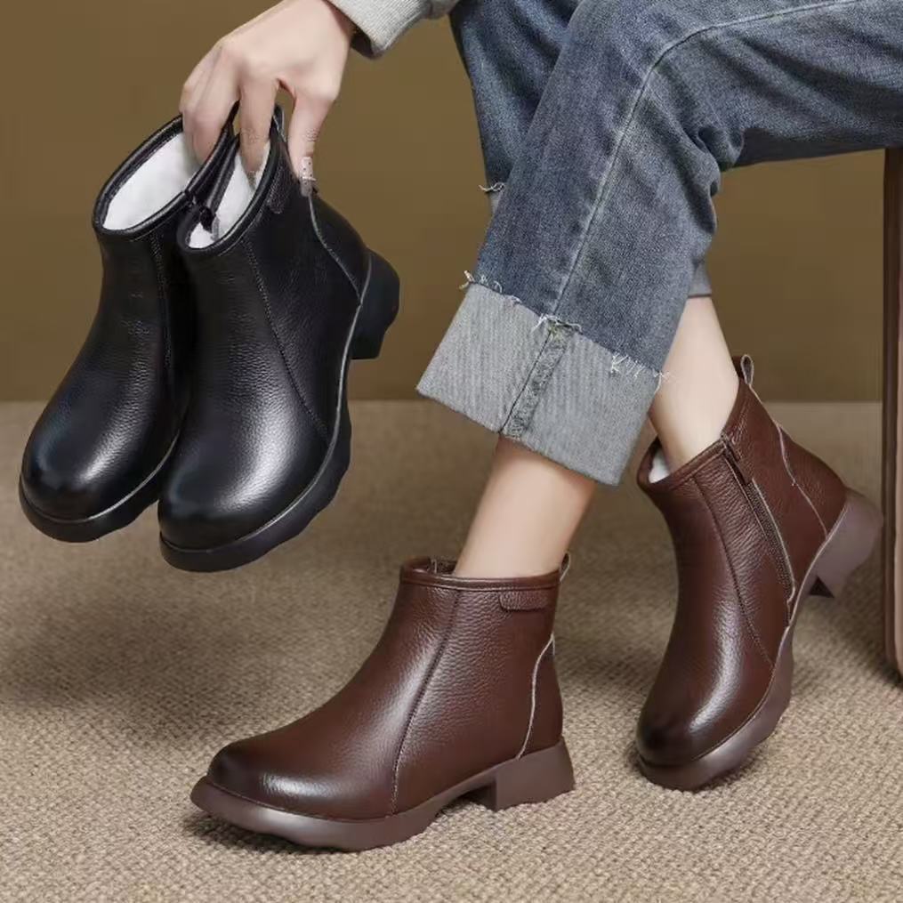 短靴方跟冬休闲风圆头女靴保暖冬季平底加厚软底8968