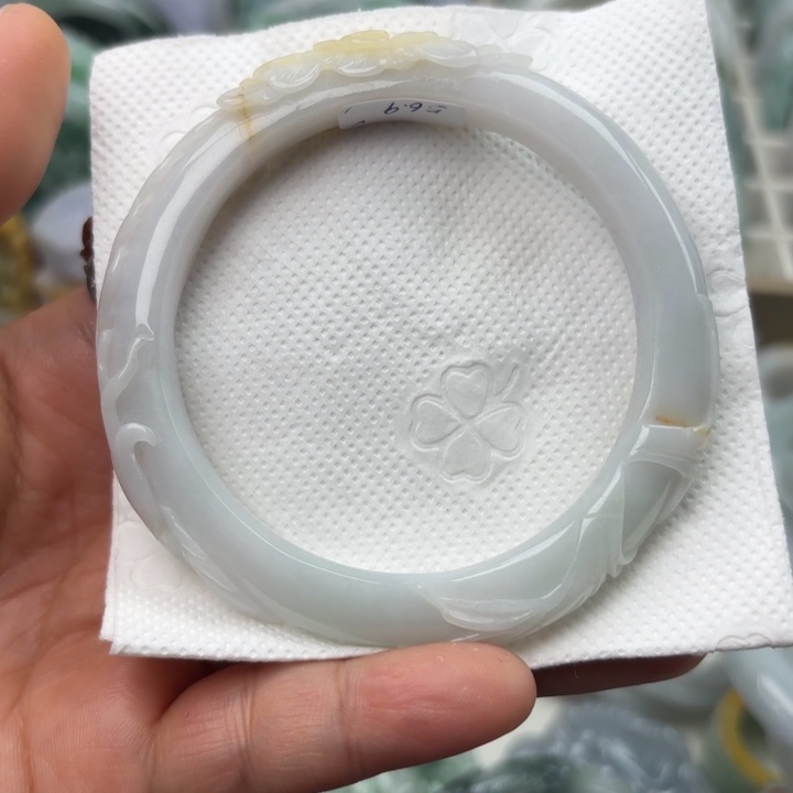 翡翠未镶嵌手镯57.2圈218