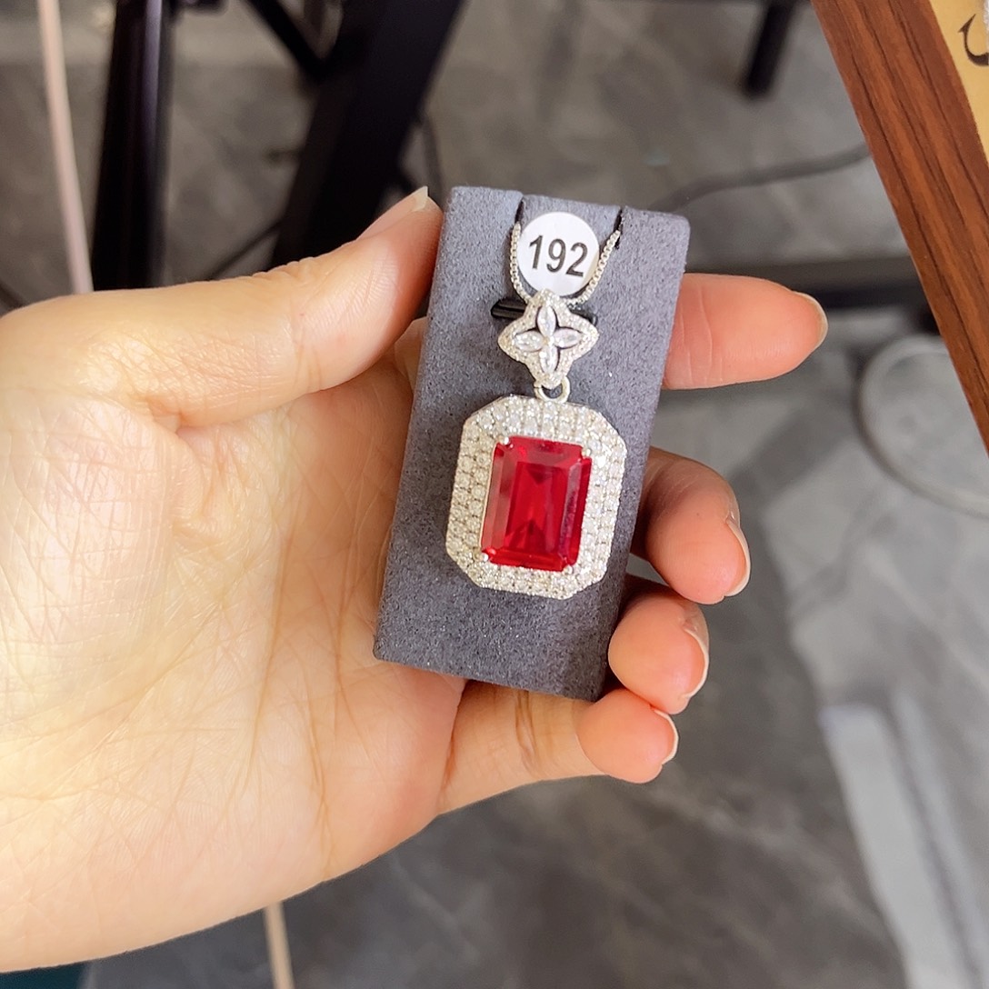 颈饰银S925镶嵌红宝石