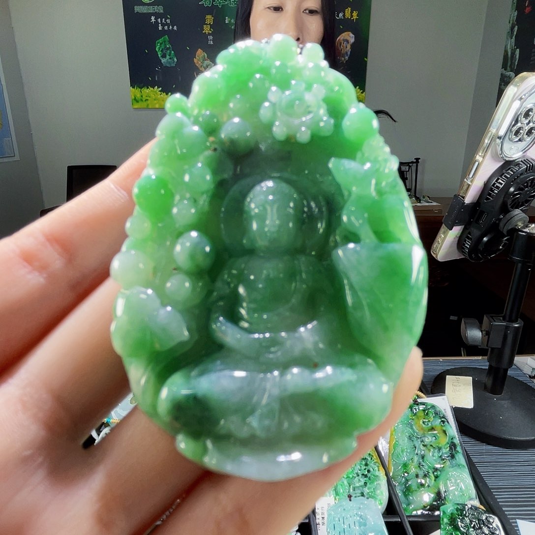 颈饰未镶嵌翡翠翡翠