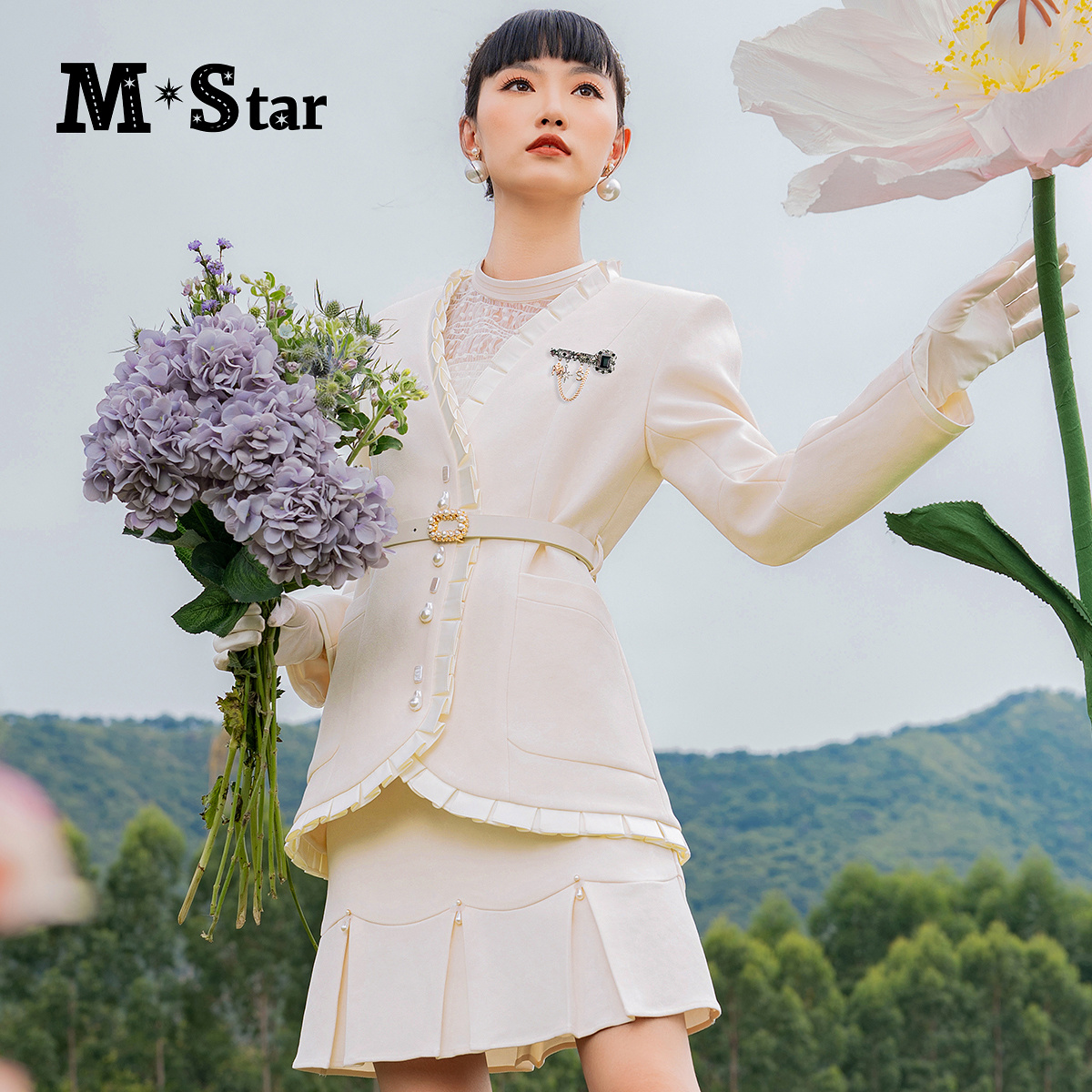【蜜思仝】M-Star气质收腰压花外套百搭小众SFSG112628
