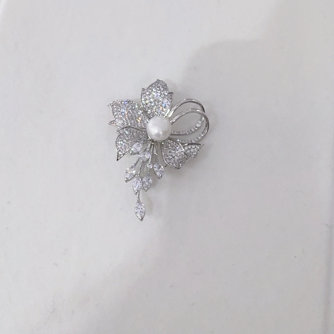 淡水珍珠未镶嵌胸饰