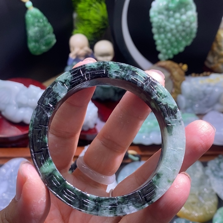 【闪购商品】颈饰未镶嵌翡翠55圈有纹