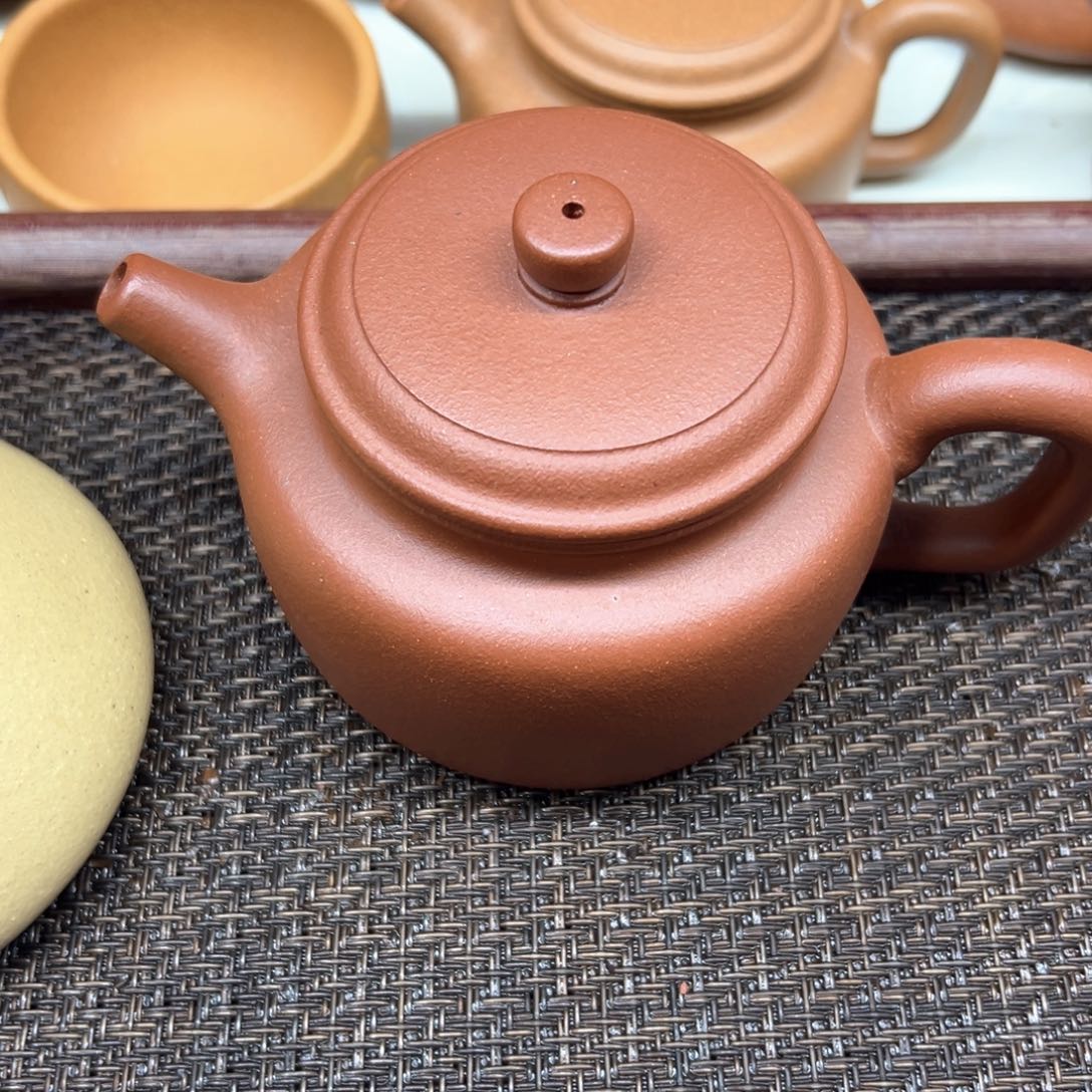 紫砂茶壶?****?德中微瑕260cccccc