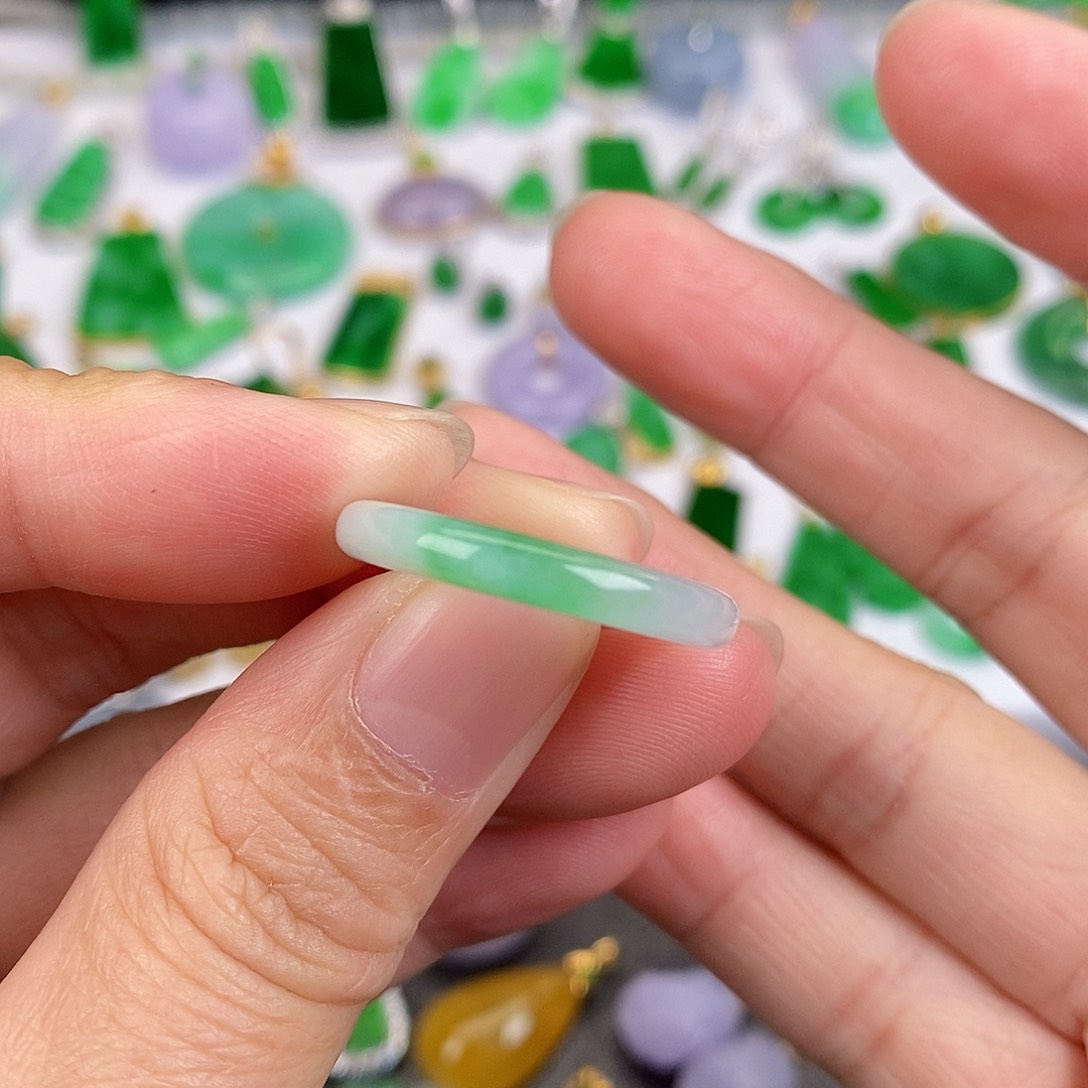 吊坠(不含链)未镶嵌翡翠12#