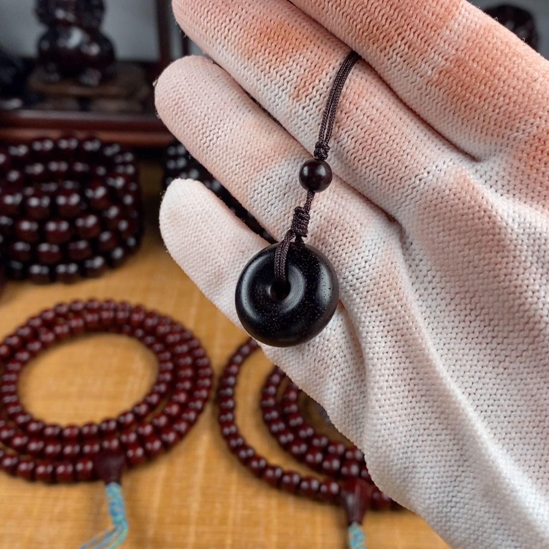 小叶紫檀吊坠紫檀