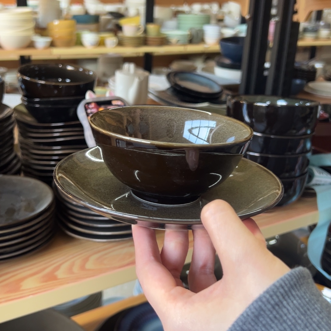 新骨瓷112瑕疵慎拍麟彩灰 6.5寸碟 + 4.5寸碗 