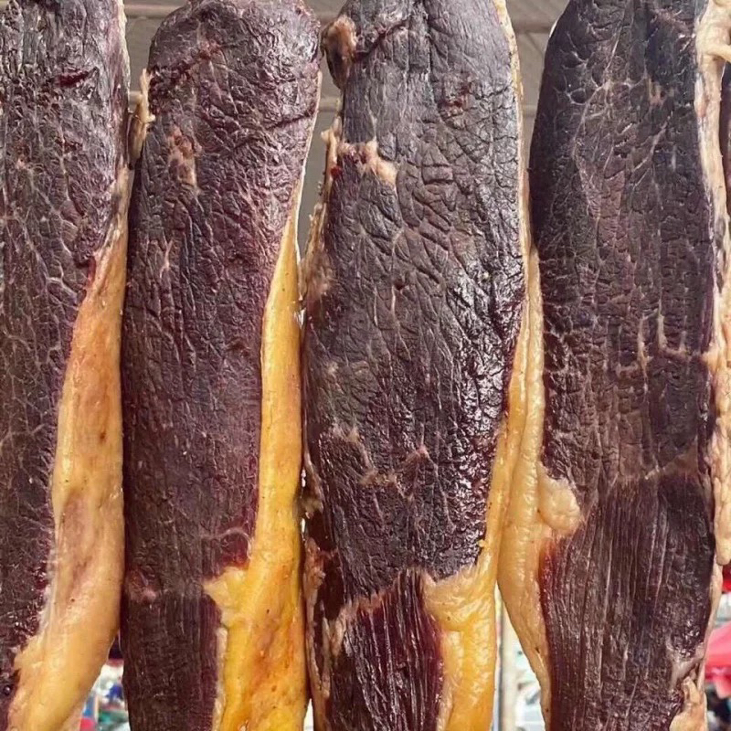 云南保山黄牛肉牛干巴冷冻保存新鲜原味食用真空包装无添加剂腌制