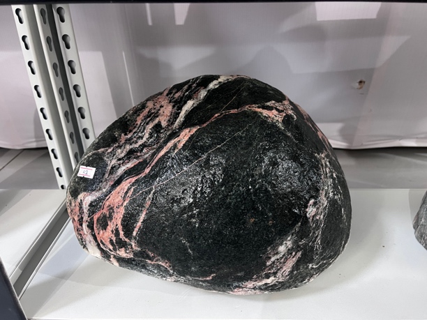 精品天然原石转运石靠山石室内外摆件