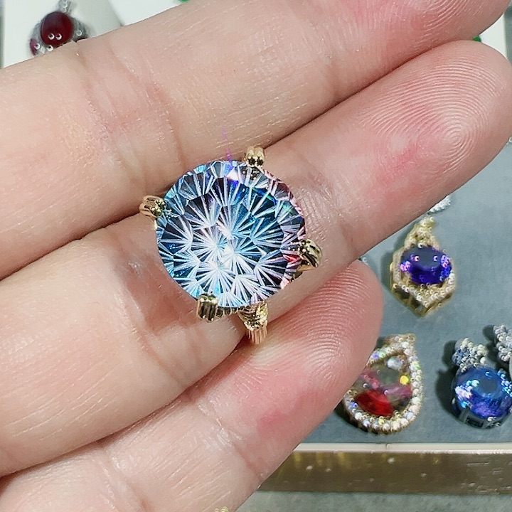 红宝石戒指未镶嵌