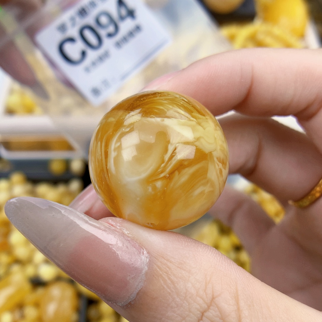 未镶嵌琥珀珠宝奇石26