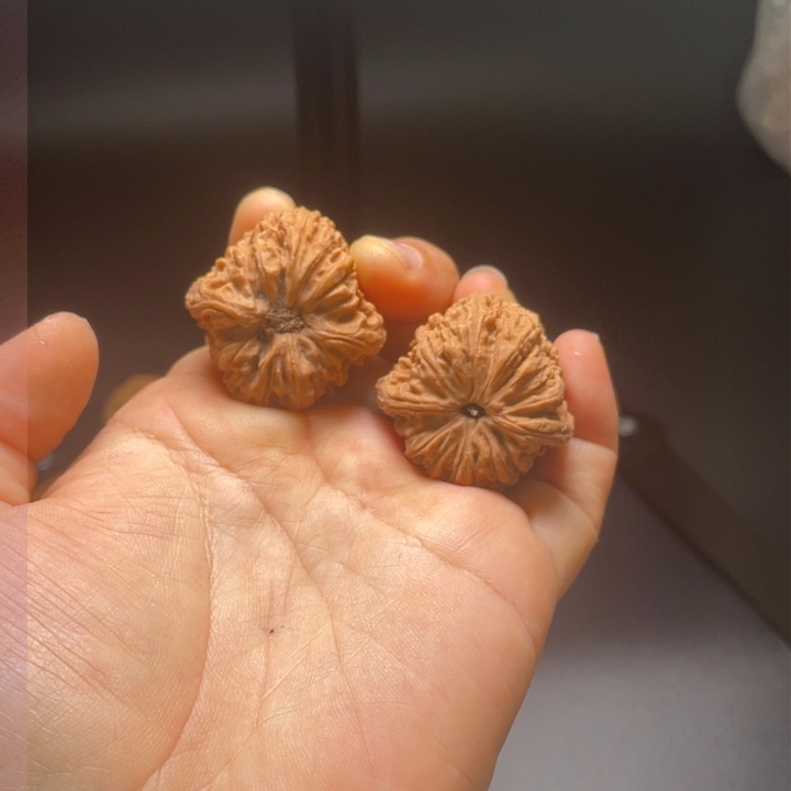 桃核吊坠x*x33南疆石小手捻