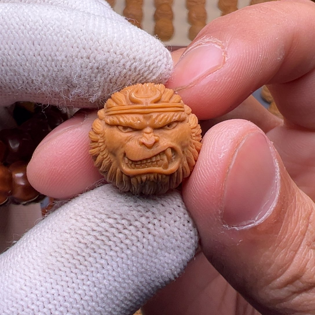 猴头核桃把件精修大圣