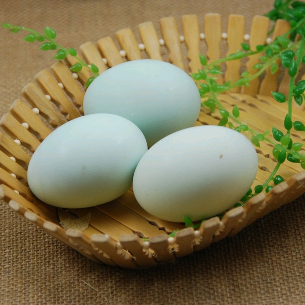 四川宜宾本地散户散养土鸭蛋(稻田游放，顺丰包邮)