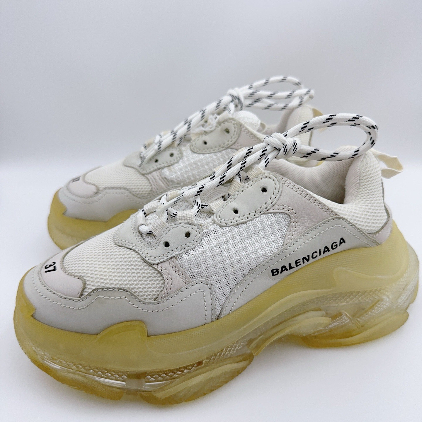 95新 Balenciaga/巴黎世家 37码/纯白气垫triples老爹鞋/01662