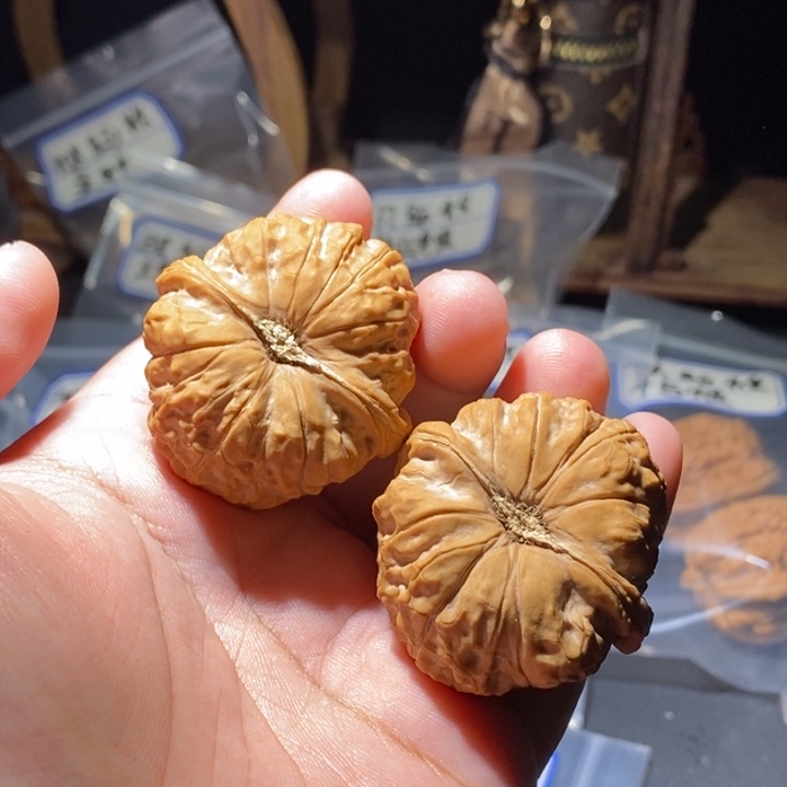 明***。文玩核桃吊坠42全品南瓜