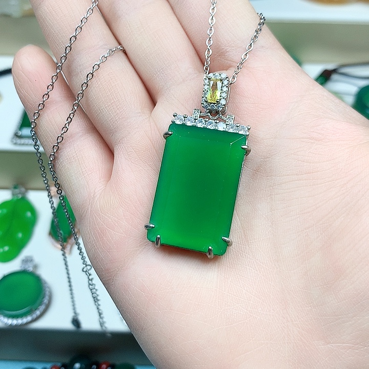 玛瑙/玉髓未镶嵌珠宝首饰