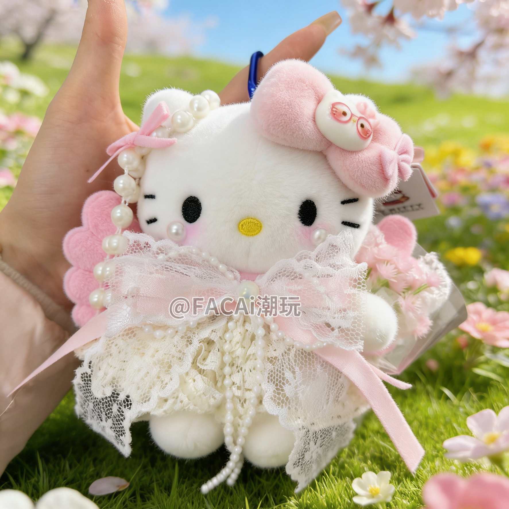 【送礼袋】蜜桃奶芙正版三丽鸥hellokitty女神节礼物毛绒挂件