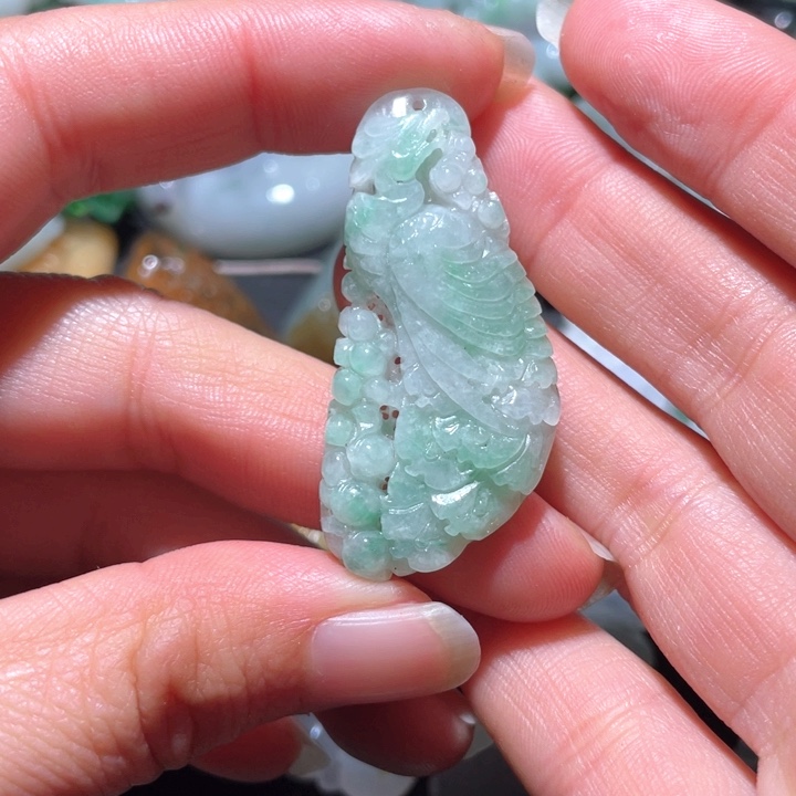 【闪购商品】翡翠颈饰未镶嵌天然翡翠