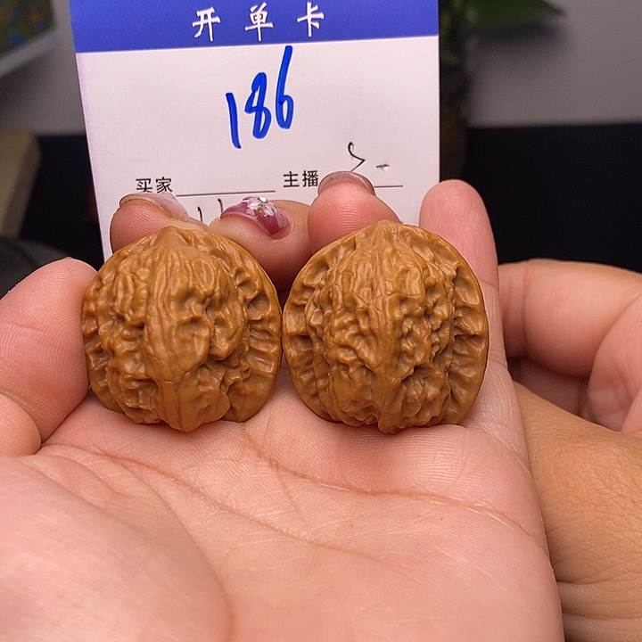桃核吊坠野狼33无刀痕s