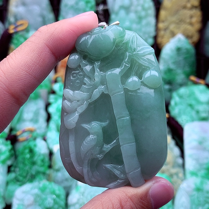 翡翠吊坠(不含链)未镶嵌