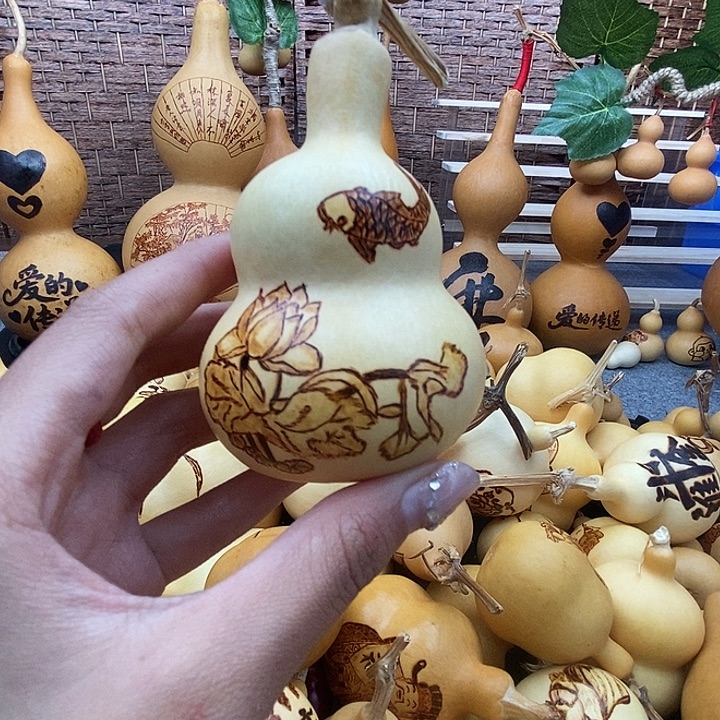 笑***天香榧木葫芦工艺品