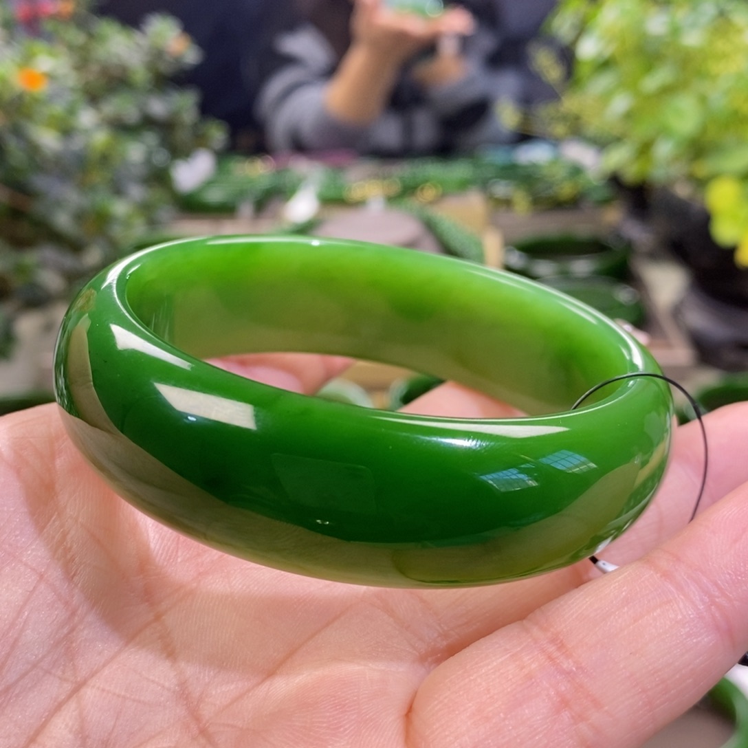 和田玉（碧玉）手镯未镶嵌