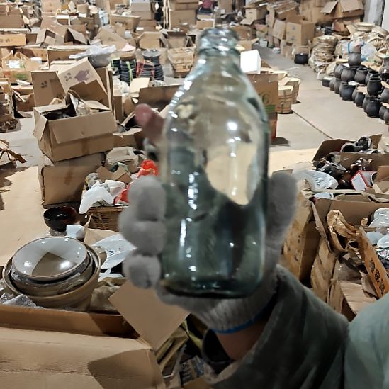 绿泥盘子碗茶壶啥都有