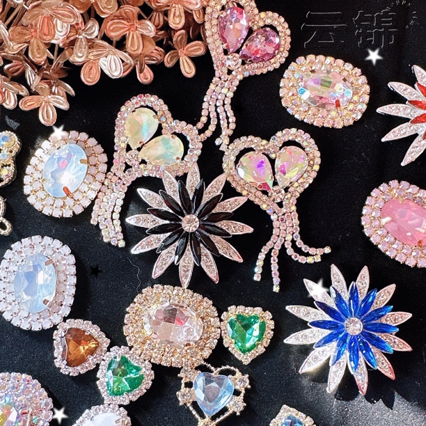 云锦家新款彩色各种平底水钻扣合金宝石手缝服装饰品配件现货