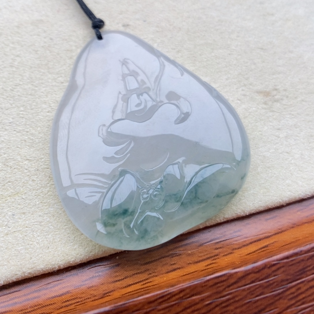 翡翠未镶嵌颈饰吊坠51