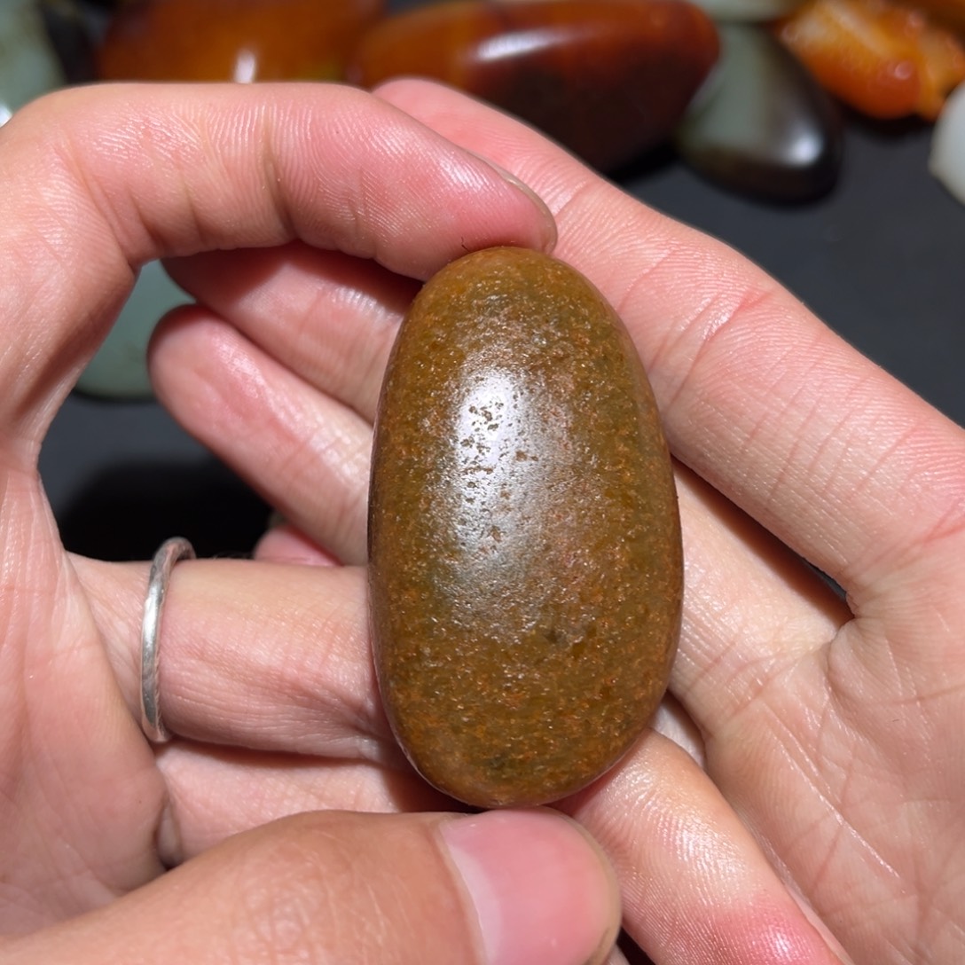 和田玉未镶嵌珠宝奇石