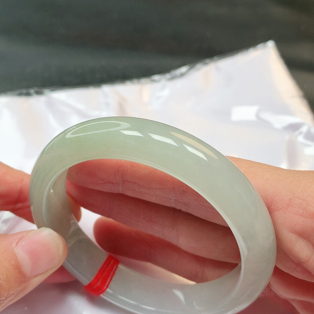 翡翠手镯未镶嵌83号