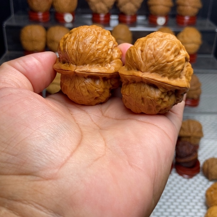 曹***生文玩核桃把件玄武大帝12