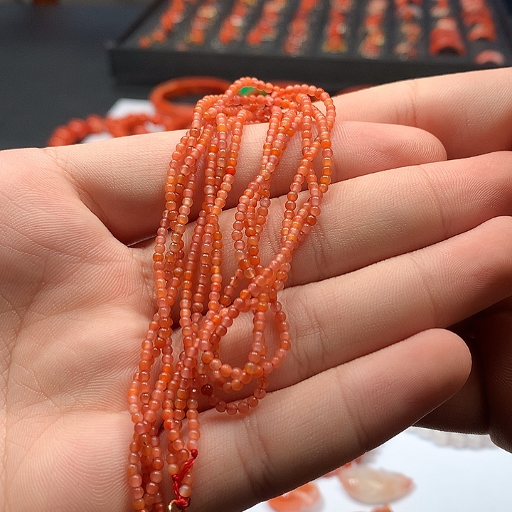 南红玛瑙合金颈饰